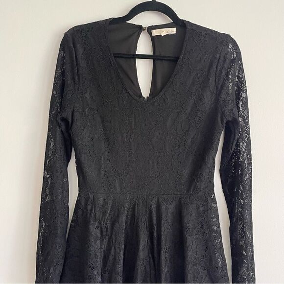 Rewind Floral Lace Black Long Sleeve Dress Women’s Size Medium - Picture 3 of 10